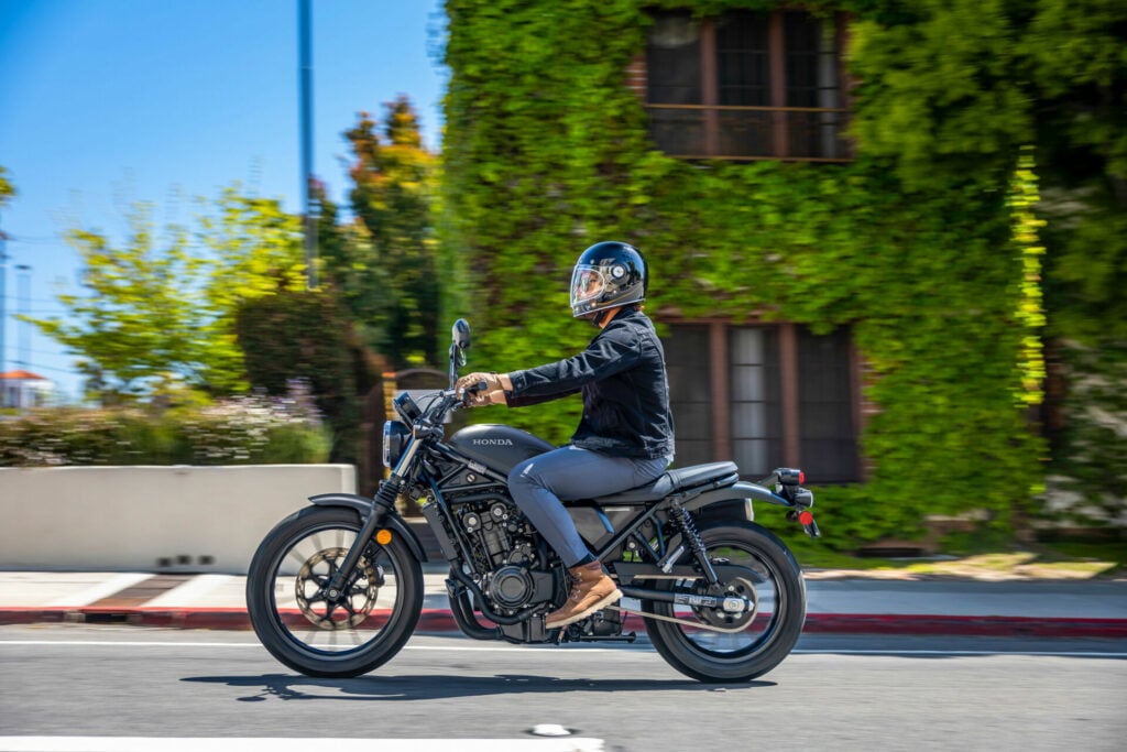 2025 Honda SCL500 